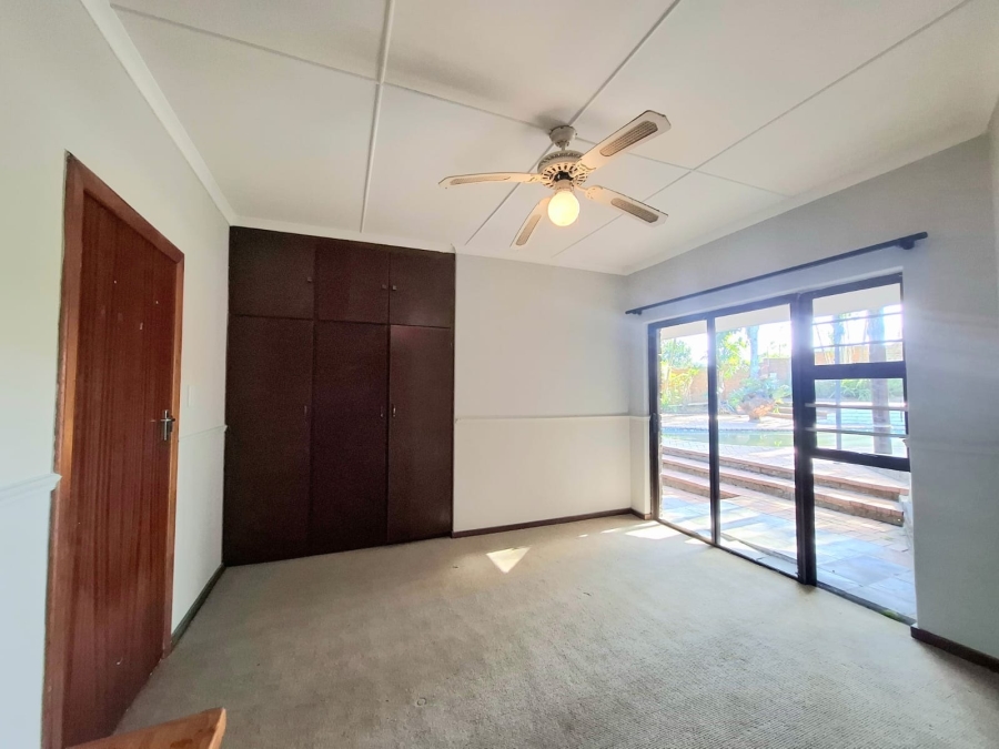 4 Bedroom Property for Sale in Nahoon Valley Park Eastern Cape